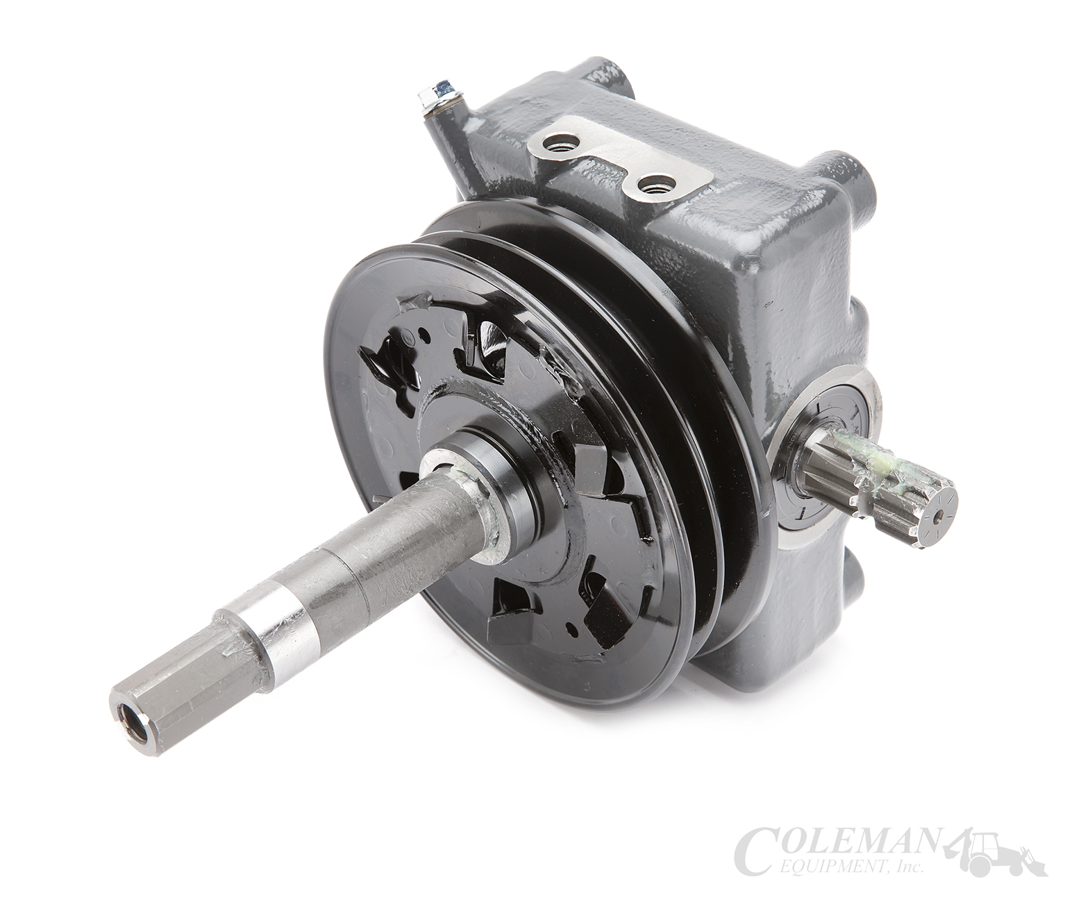 Kubota Bevel Gear Case Assembly (K5975-33100) | Coleman Equipment