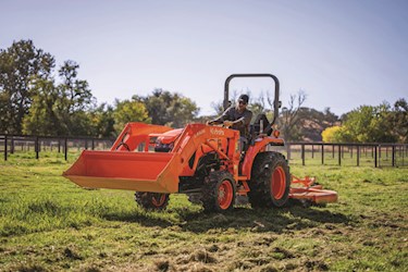 Kubota L3302 Tractor