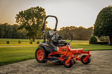 Kubota Z412KWNC-48 48" 400 Series Zero-Turn Mower