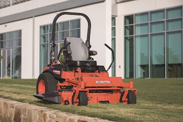 Kubota Z726XKWNC-60 60" 700 Series Zero-Turn Mower